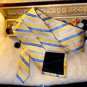 Flawless Oxford style tie